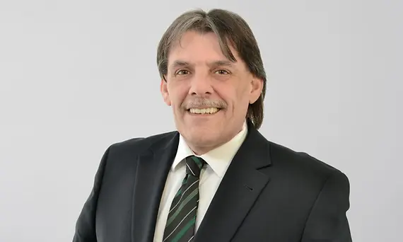 wolfgang.schnurr