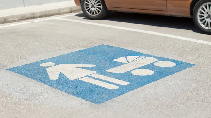 Mutter-Kind-Parkplatz ist bequem