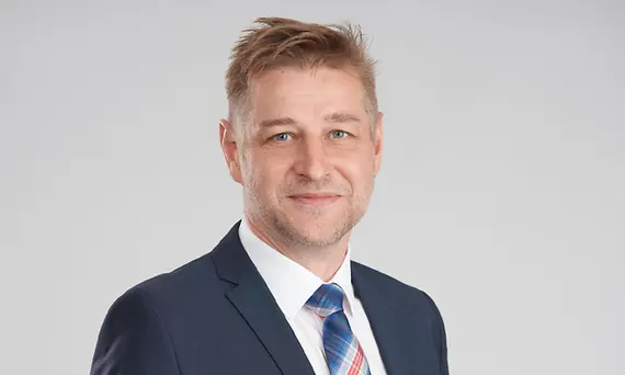 reinhard.maier